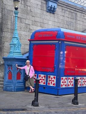 Meet your Posher, Lori